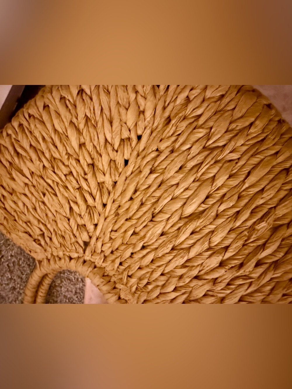 Haute Hippie tote bag made of woven raffia straw with circular double handles - Picture 9 of 10